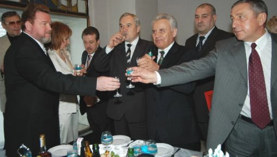 Губернатор Евдокимов: банкет после инаугурации.