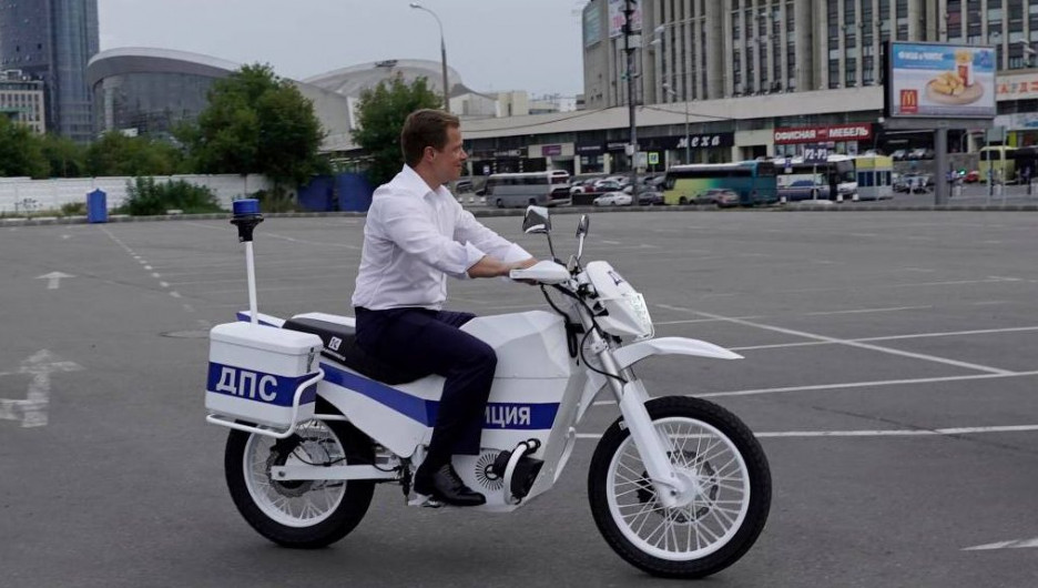 Электромотоцикл ИЖ для полиции.