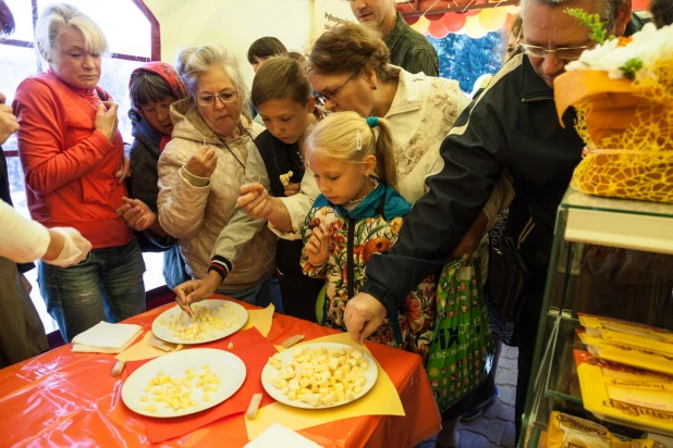 Праздник сыра. Барнаул, 18 августа 2017 года.