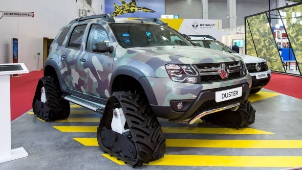 Renault Duster на выставке "Армия России".