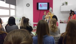 "Ростелеком" поддержал будущих мам из Барнаула.