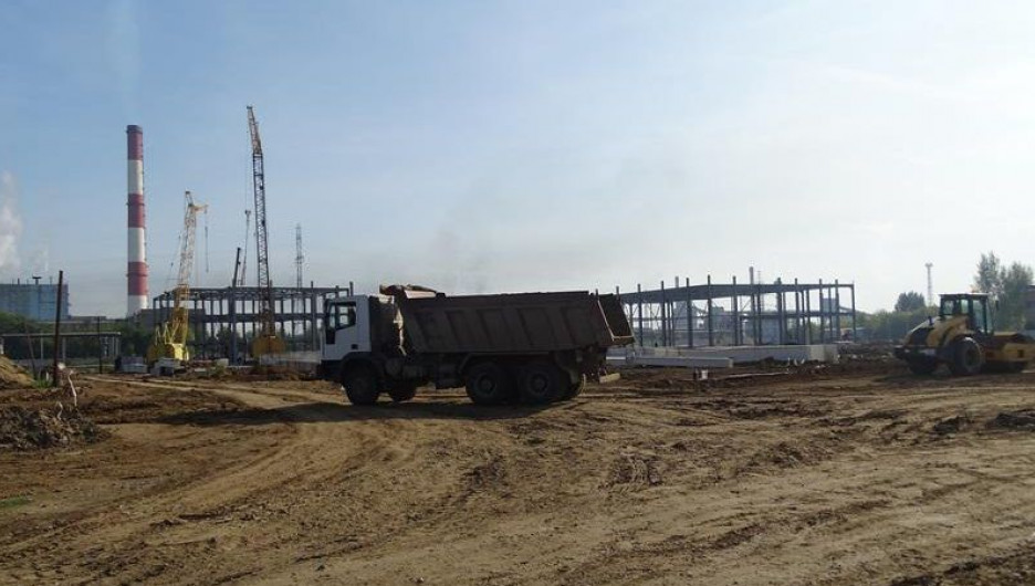 Строительство заринского кожевенного завода.