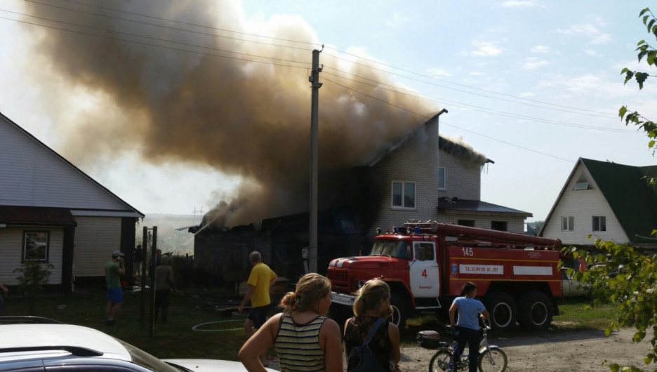Пожар в поселке Северном. Барнаул, 30 августа 2017 года.