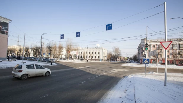 Перекресток пр. Ленина и ул. Молодежной в Барнауле