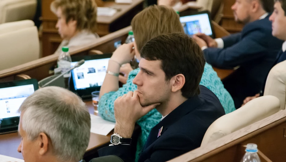 Сессия депутатов АКЗС, 31 августа 2017.