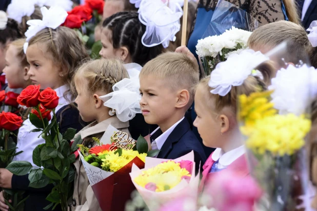 "Жилищная инициатива" построила "супершколу".