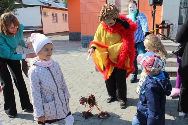 Открытие сезона в театре кукол "Сказка".