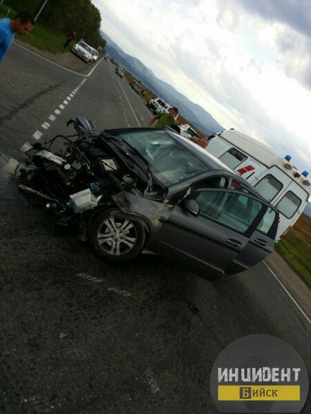 дтп смоленское белокуриха. дтп белокуриха сегодня. авария на трассе бийск белокуриха вчера. авария на трассе бийск белокуриха вчера. дтп бийск иртышская.