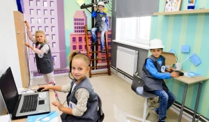 В Барнауле открылся детский "Дом связи".