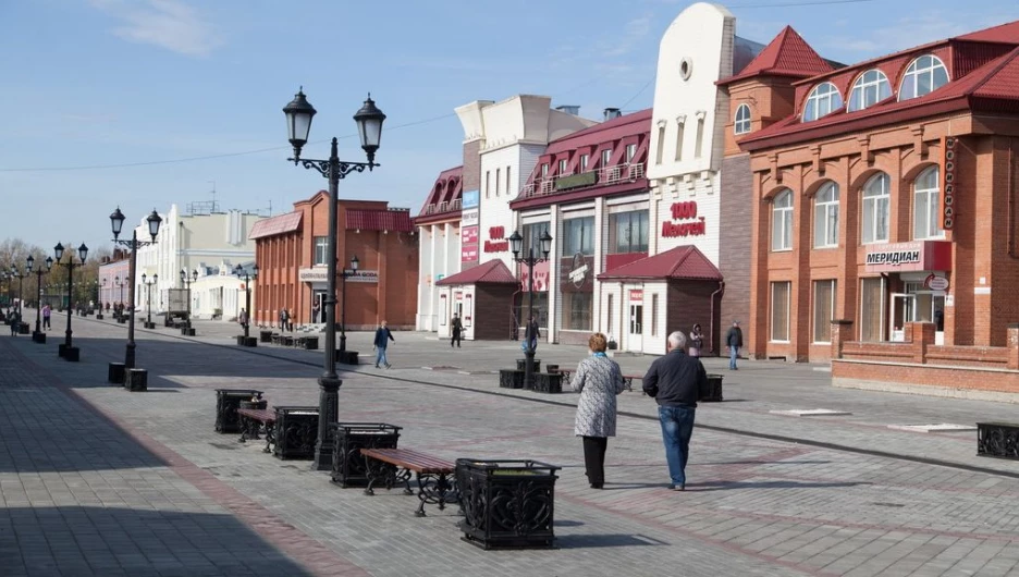 "Барнаульский Арбат" за день до открытия. Ул. Мало-Тобольская.