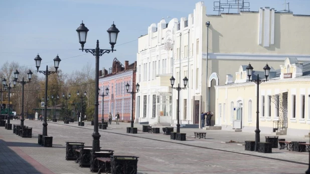 "Барнаульский Арбат" за день до открытия. Ул. Мало-Тобольская.