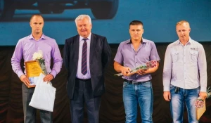 Владимир Отмашкин рассказал БКЖБИ №2 — юбиляре, которому исполнилось 75 лет.