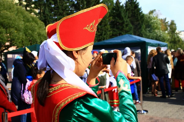 Фестиваль национальных культур в Барнауле.