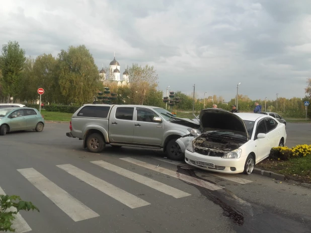 ДТП на улице Георгия Исакова. 18 сентября 2017 года.