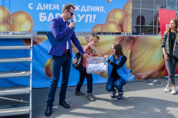 В честь Дня города и юбилея Алтайского края издательский дом "Алтапресс" организовал большой праздник.