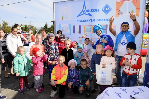 В честь Дня города и юбилея Алтайского края издательский дом "Алтапресс" организовал большой праздник.