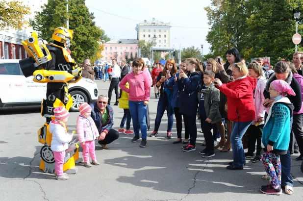 В честь Дня города и юбилея Алтайского края издательский дом "Алтапресс" организовал большой праздник.