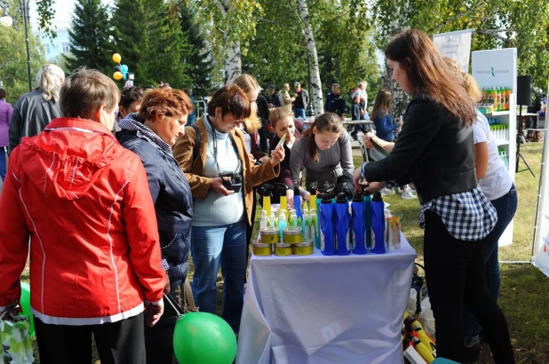 Большая городская игротека прошла на площади Сахарова.