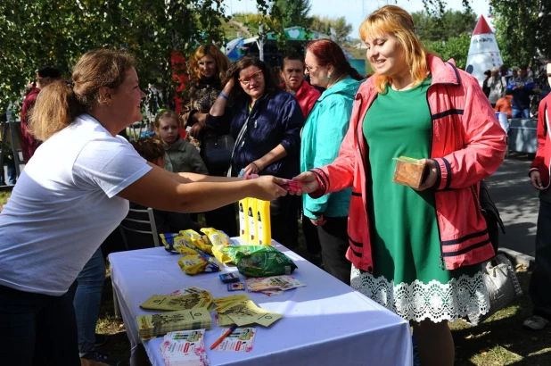 Большая городская игротека прошла на площади Сахарова.