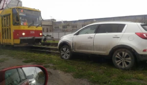 ДТП на проспекте Калинина.