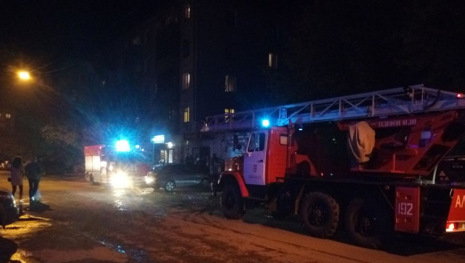 Пожар в "Печках-Lavoчках". Барнаул, 23 сентября 2017 года.