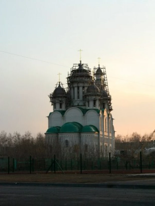 Строительство старообрядческого храма Покрова Богродицы в Барнауле.