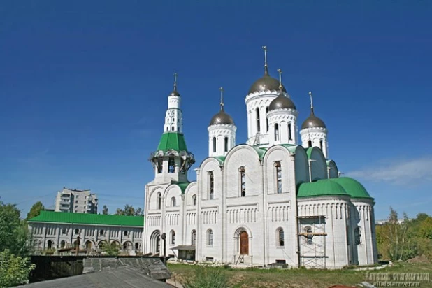 Строительство старообрядческого храма Покрова Богродицы в Барнауле.