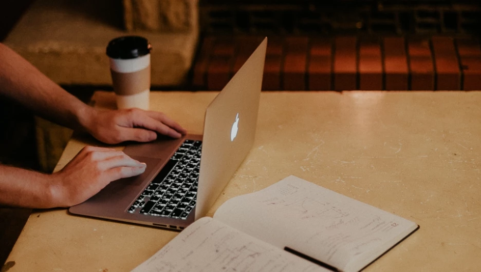 В Барнаульской галерее открыли разговорный клуб.