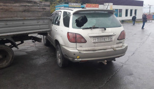 В Новосибирске сотрудники Росгвардии обстреляли машину случайного свидетеля спецоперации