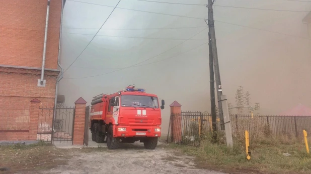 Пожар на территории Покровского собора.