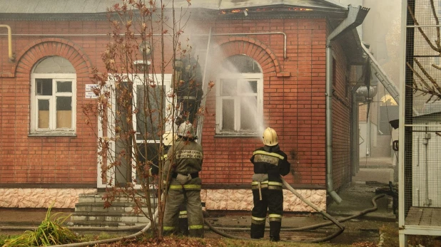 Пожар на территории Покровского собора.