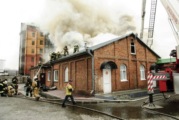 Пожар на территории Покровского собора.