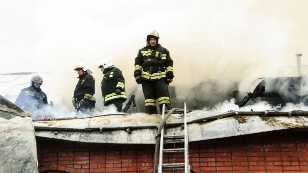 Пожар на территории Покровского собора.