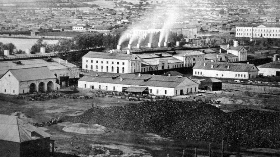 ХIХ век. Сереброплавильный завод, закрыт в 1893г., на его месте до 1941г. разместится лесопильный завод.
