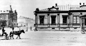 Управление Алтайского округа на Соборной площади, позднее земская управа, дом колхозника (ул.Ползунова, 40)