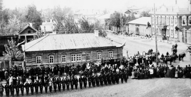 Парад на Соборной площади в честь 300-летия дома Романовых, 1913г.