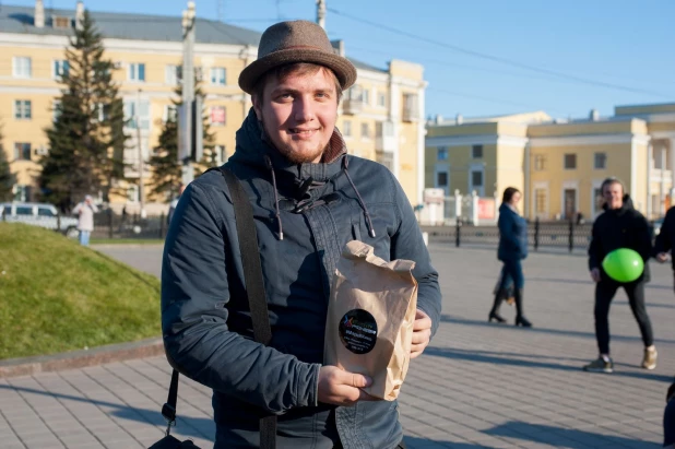 Флешмоб "Пионерский марш в кино".