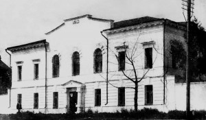 Краеведческий музей, бывшая химическая лаборатория горного округа (ул.Ползунова, 46)