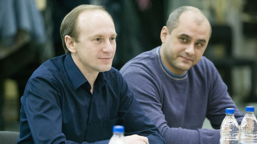 Сергей Толмачёв, начальник отдела продаж &quot;Ренессанс-Косметик&quot; (слева).