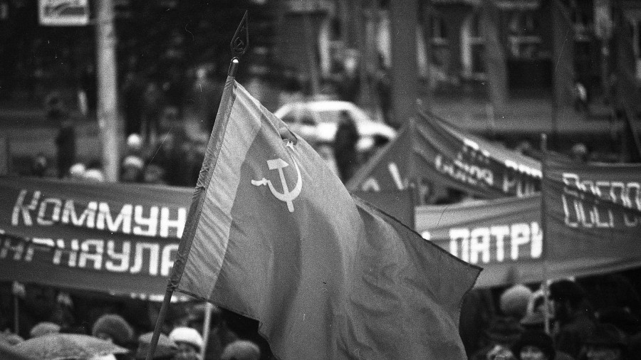 Пролетарии не объединяются. Почему алтайские коммунисты враждуют друг с другом накануне выборов