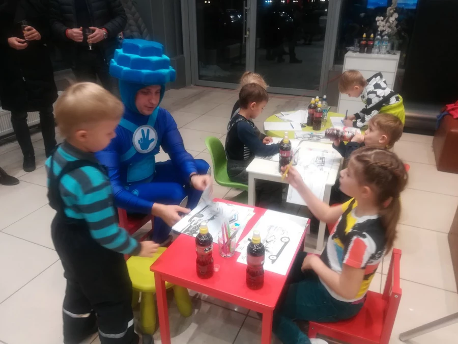 Ночь распродаж прошла в Автоцентре АНТ.