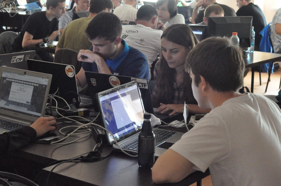 Международная молодежная неделя информатики и программирования.