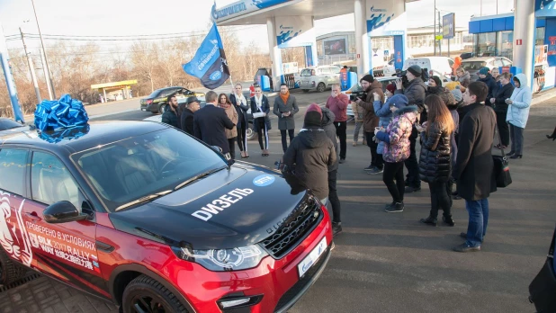 Ваагн Аковян, счастливый обладатель легендарного Land Rover Discovery Sport.