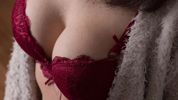 Женская грудь, прикрытая руками. Стоковое фото № , фотограф Vdovina Elena / Фотобанк Лори