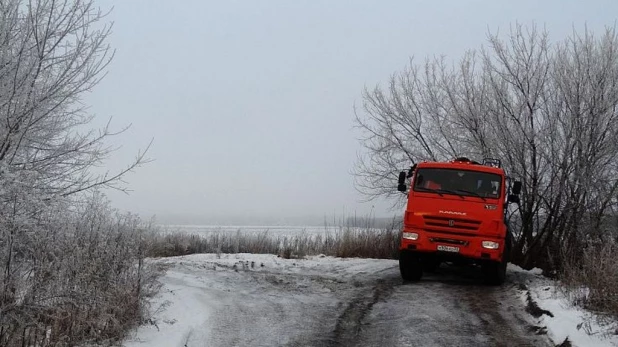 В Барнауле во время незаконного слива отходов поймали ассенизатора.