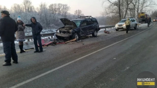 В ГИБДД рассказали подробности смертельного ДТП на алтайской трассе.