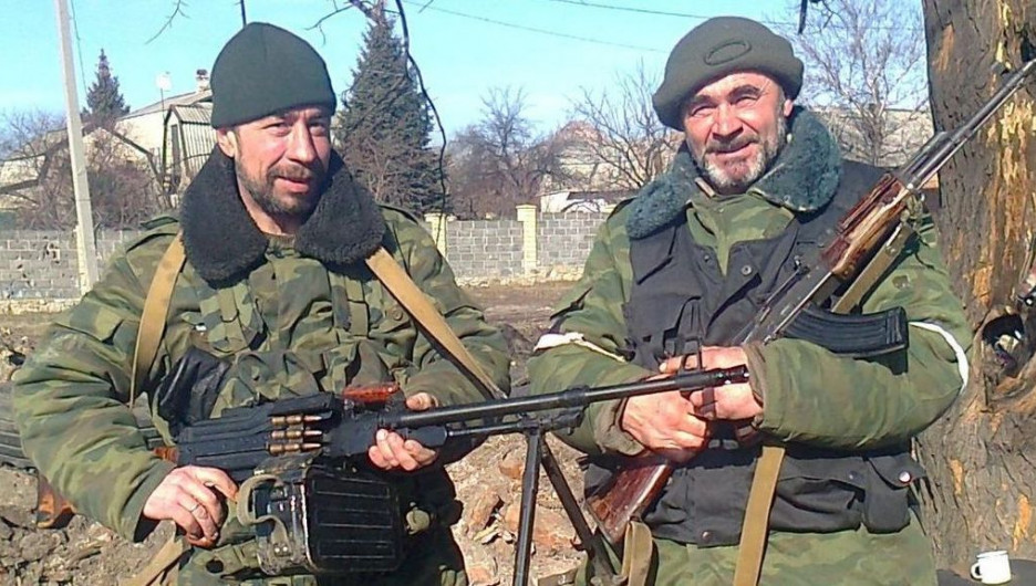 Александр Ненагляднов (слева).