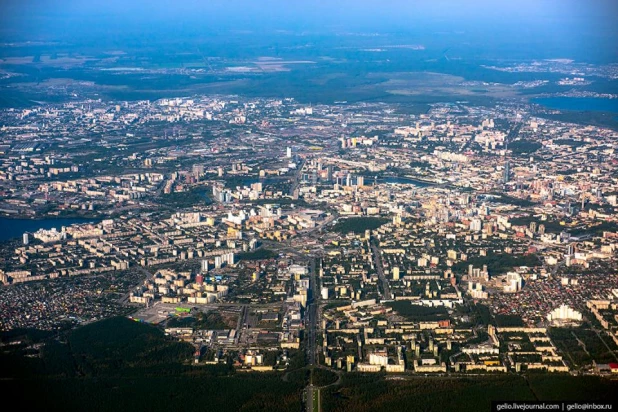 Фото с борта самолета.