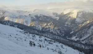 Барнаульцы покорили высшую точку Алтайского края.