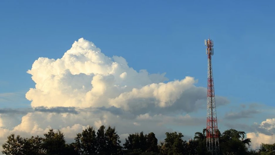 Вышка сотовой связи.